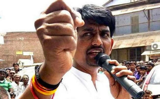 गुजरात चुनाव : राहुल गांधी की बड़ी कामयाबी, अल्पेश ठाकोर कांग्रेस ज्वाइन करेंगे