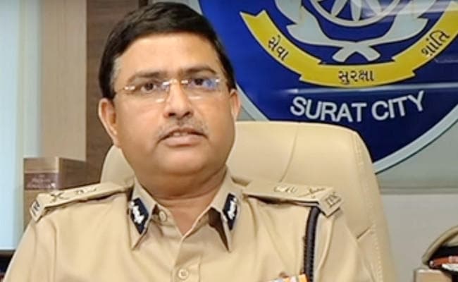 गुजरात कैडर के राकेश अस्थाना बने CBI के स्पेशल डायरेक्टर, नियुक्ति को चुनौती देंगे प्रशांत भूषण