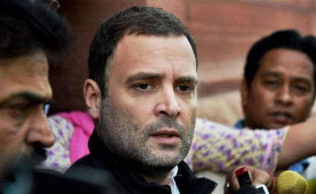 राहुल गांधी ने अल्पेश के बाद हार्दिक-जिग्नेश को साधने में लगाया जोर, भाजपा के बागी निखिल मिले