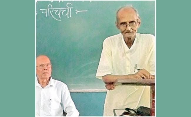 नहीं रहा साहित्य जगत का एक सबल स्तंभ नंदकुमार ‘उन्मन’