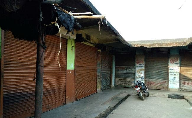 सिमडेगा- छठ को लेकर अनिश्चितकालीन सिमडेगा बंद वापस, दो दिनों तक जनजीवन अस्‍त-व्‍यस्‍त