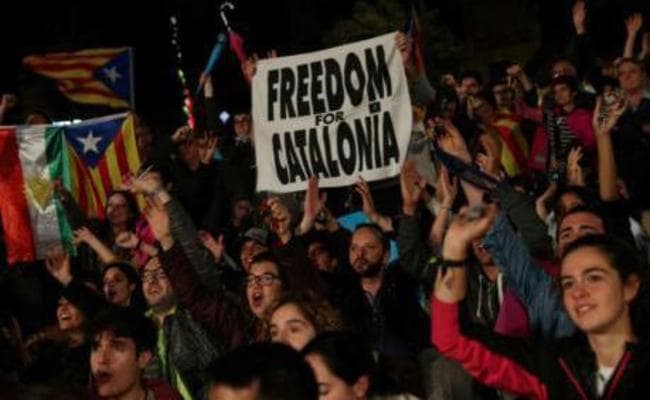 अस्तित्व में आया एक और देश!, कातालूनीया ने खुद को स्पेन से अाजाद होने की घोषणा की