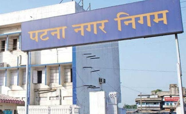 बिहार : नगर निगम फाइलों में ही मार रहा मच्छर