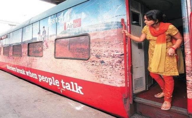 ट्रेनों की लेट-लतीफी पर लगेगा ब्रेक, एक नवंबर से नया Time Table जारी करेगा रेल मंत्रालय ट्रेनों की लेट-लतीफी पर लगेगा ब्रेक, एक नवंबर से नया Time Table जारी करेगा रेल मंत्रालय