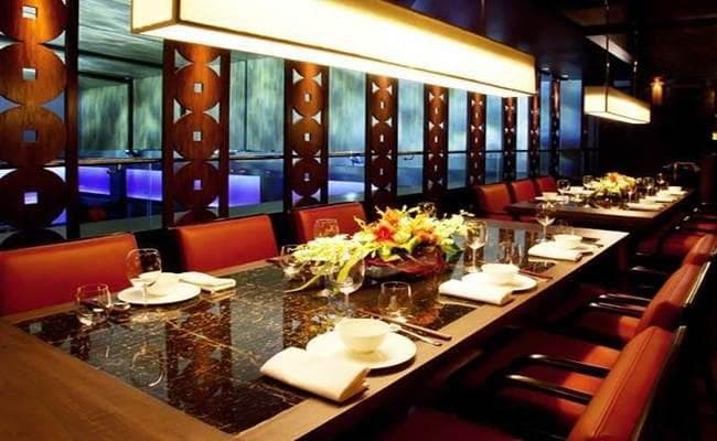 GST : रेस्तरां में खाना हो सकता है सस्ता, कर्इ वस्तुआें पर कम हो सकते हैं टैक्स