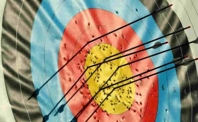 दुर्घटना में बाल-बाल बची महिला तीरंदाज, गर्दन के आर-पार हो गया तीर