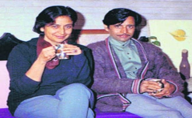 अमृता प्रीतम की पुण्यतिथि पर विशेष : 45 साल बिना शादी के साथ रहने के बाद इमरोज की बांहों में तोड़ा दम