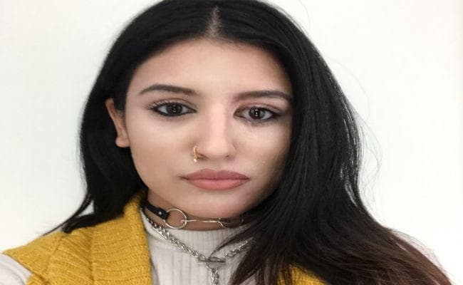 एसिड अटैक पीड़िता ने रिकवरी की तसवीर की ट्‌वीट-लिखा अब समय आ गया है कि छुपना बंद किया जाये...