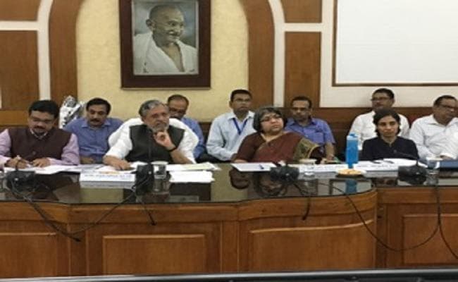 जीएसटी रिटर्न दाखिल करने के फार्म को और सरल किया जायेगा : सुशील मोदी