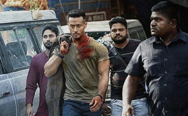 लीक हो गया ''बागी 2'' का फर्स्‍टलुक, सॉलिड लुक में दिखे टाइगर श्रॉफ