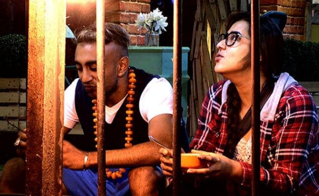 Bigg Boss 11: शिल्‍पा की हरकतों से टूटने लगे हैं विकास गुप्‍ता, कैप्‍टन की बात मानने से किया इनकार