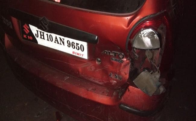 कतरास में नशे में धुत युवकों ने आधा दर्जन गाड़ियों को मारी टक्कर