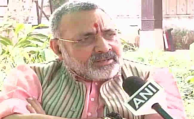 ''पद्मावती'' विवाद : उमा के बाद गरजे गिरिराज, दम है तो किसी और मजहब पर फिल्म बनाकर दिखाएं भंसाली