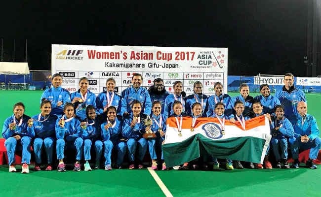 हॉकी इंडिया ने एशिया कप जीतने वाली महिला टीम की प्रत्येक खिलाड़ी को 1-1 लाख रुपये देने की घोषणा की