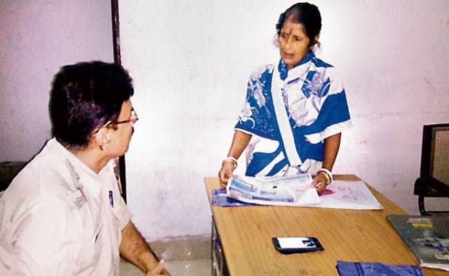 बिहार : नवरुणा के चाचा-चाची को काट डालने की धमकी