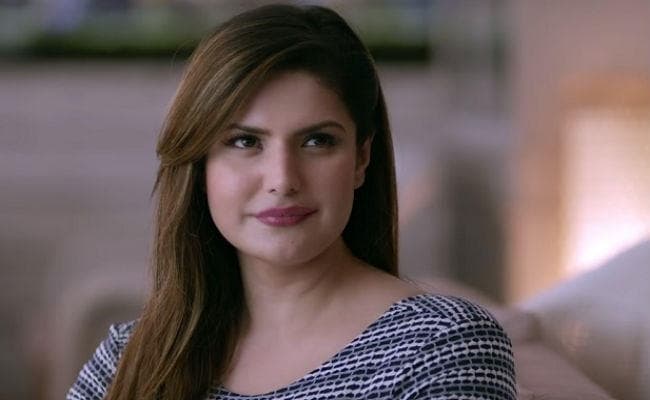 जरीन खान का बोल्‍ड अंदाज, ''अक्‍सर 2'' को दूसरा ट्रेलर रिलीज