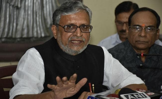 लालू की बेटी मीसा ने की ब्रोकरी, तेजस्वी-तेज ने किया गैर कानूनी चेक पर साइन : सुमो