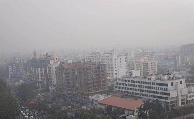 बिहार : पटना पर छायी धूल व धुएं की धुंध, प्रदूषण से हुआ दिल्ली जैसा हाल!