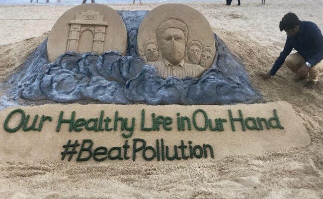 उत्तर भारत में धुंध और विषाक्त हवाओं से बढ़ी घुटन, जानें कैसे हमें बीमार बनाता है स्मॉग