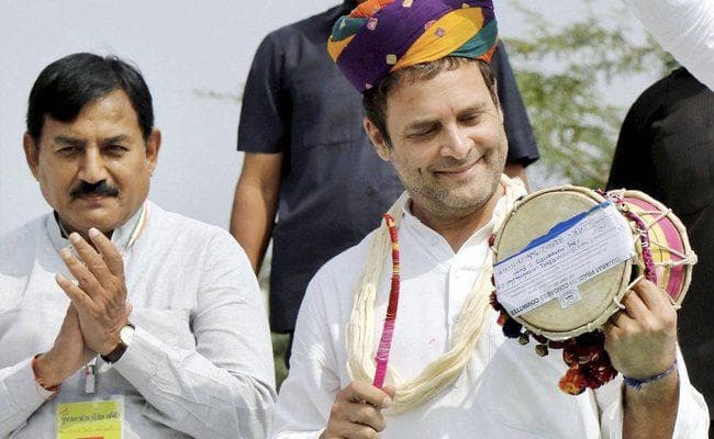 राहुल गांधी ने नरेंद्र मोदी पर कसा तंज, कहा-जादू से गुजरात से धन गायब कर दिया