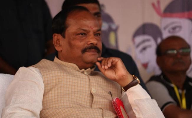 झारखंड : रघुवर कैबिनेट की बैठक में देवघर एयरपोर्ट के लिए ज्वाइंट वेंचर व छुट्टियां मंजूर