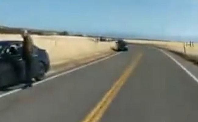 VIDEO: कैलिफोर्निया हमले में 5 की मौत, हमलावर मारना चाहता था सैकड़ों बच्चों को लेकिन...