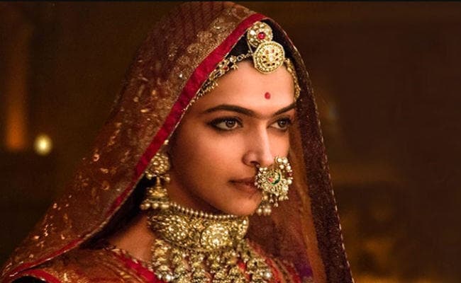 पद्मावती विवाद: करणी सेना के कार्यकर्ताओं ने कोटा थियेटर में मचाया उपद्रव, 8 हिरासत में