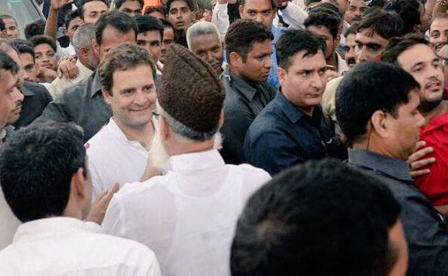 गुजरात चुनाव: क्या सूरत के मुस्लिम कांग्रेस को नहीं देंगे वोट ?