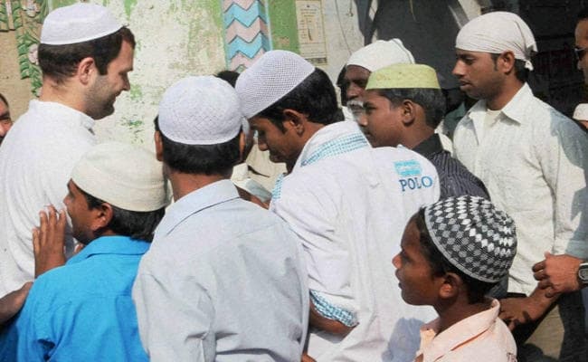 सूरत के मुस्लिमों ने कांग्रेस को चेताया, टिकट नहीं दिये तो वोट नहीं देंगे