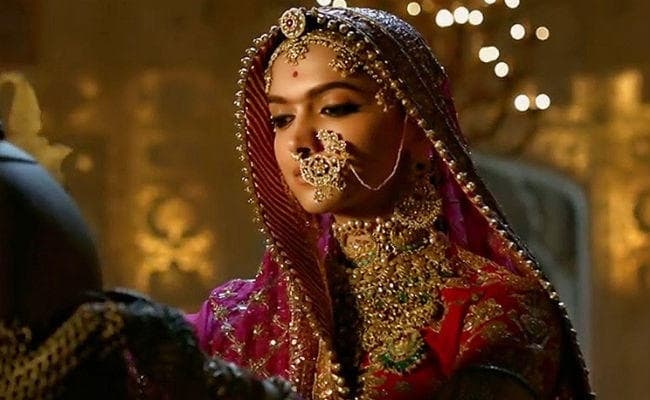 ''पद्मावती'' का 1 दिसंबर को रिलीज होना शांति व्यवस्था के हित में नहीं: उप्र सरकार