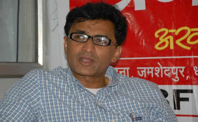 डॉ अजय कुमार : अपराध नियंत्रण के लिए जमशेदपुर भेजा गया आइपीएस ऐसे बन गया सफल राजनेता