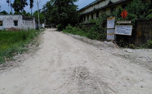 OMG ! बिहार के वैशाली में कागज पर बना दी सड़क और खजाने से निकाल ली आवंटित राशि