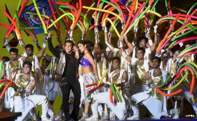 जब कैटरीना चलने लगी सलमान की चाल, देखें वीडियो