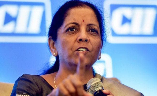 राफेल सौदे पर निर्मला सीतारमण ने यूपीए पर साधा निशाना, कहा-देरी क्यों हुई उसे बयां नहीं कर सकती