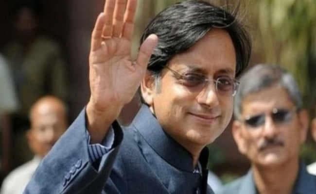 मानुषी को लेकर थरूर ने किया विवादित ट्वीट, कहा - ''छिल्लर'' भी बन गईं मिस वर्ल्ड