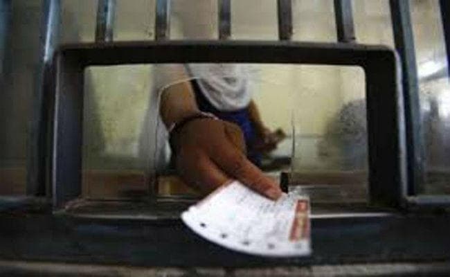 अब पोस्टऑफिस से भी खरीद सकेंगे रेलवे टिकट...जानें कैसे