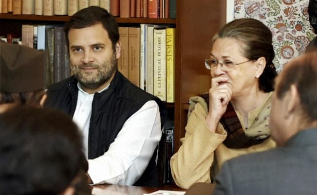 मोदी-शाह के इस दौर में कांग्रेस को फिर से कैसे खड़ा करेंगे राहुल गांधी?