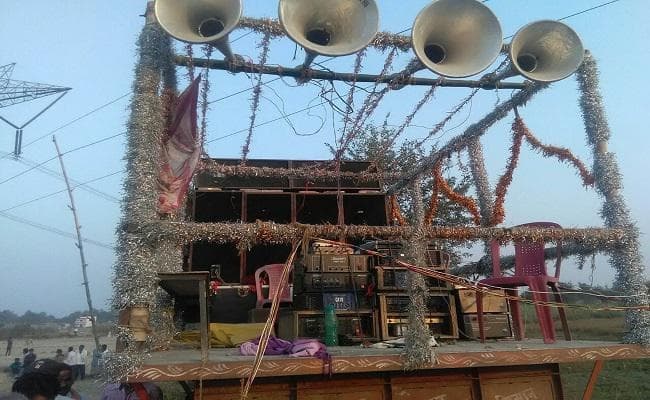 बिहार : गोपालगंज में हाईटेंशन तार की चपेट में आने से 6 जिंदा जले, पांच की मौत