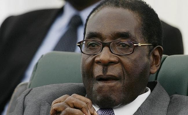 जिम्बाब्वे : रॉबर्ट मुगाबे ने राष्ट्रपति पद से दिया इस्तीफा, लोगों ने मनाया जश्न