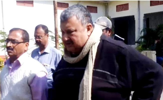 VIDEO : झारखंड के पूर्व मुख्य सचिव सजल चक्रवर्ती को चारा घोटाला में 5 साल की सजा, 4 लाख रुपये जुर्माना, सजल बोले : शुक्रिया