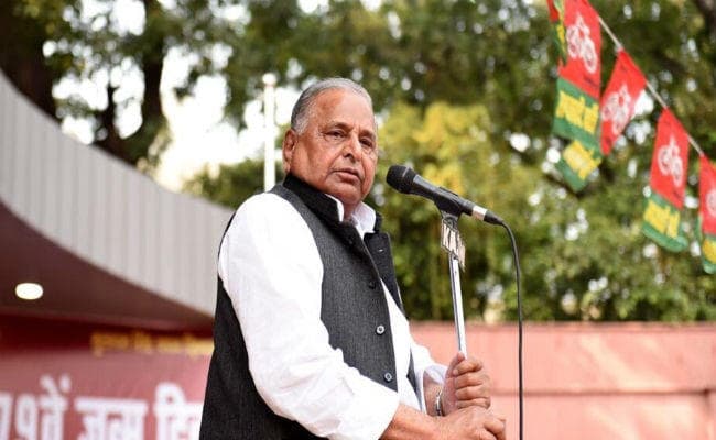 बोले मुलायम- शर्म करो, इतनी कम सीटें अयोध्या में गोली चलवाने पर भी नहीं आयीं