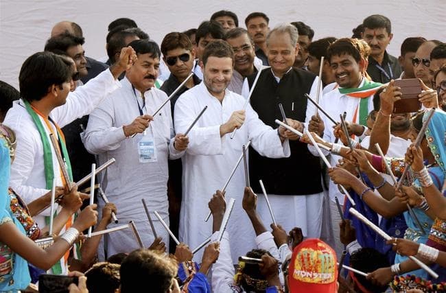 राहुल गांधी आज फिर गुजरात के दो दिवसीय दौरे पर जायेंगे, दलितों के बनाए तिरंगे को करेंगे स्वीकार