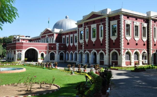 7th JPSC पीटी परीक्षा में दिया गया आरक्षण का लाभ, अभ्यर्थियों ने दी हाईकोर्ट में चुनौती, बोले- ये नियमाविरुद्ध