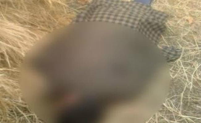 आतंकवादी ने टेरिटॉरियल सेना के जवान की हत्या की, महबूबा ने की निंदा