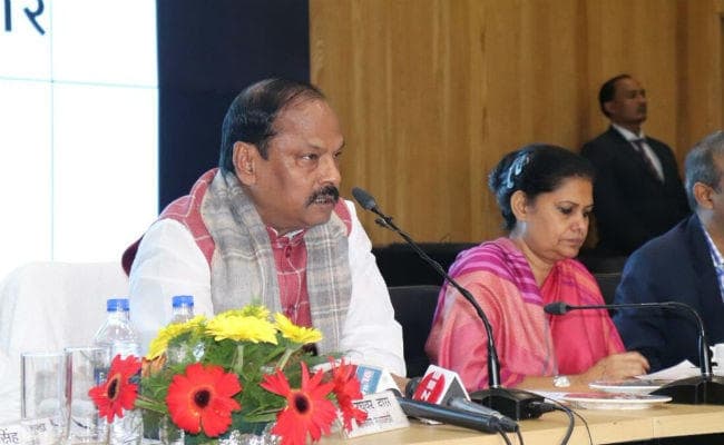 बोले मुख्यमंत्री रघुवर दास- दिसंबर तक खत्म कर दिये जायेंगे माओवादी, शांति के बिना विकास संभव नहीं