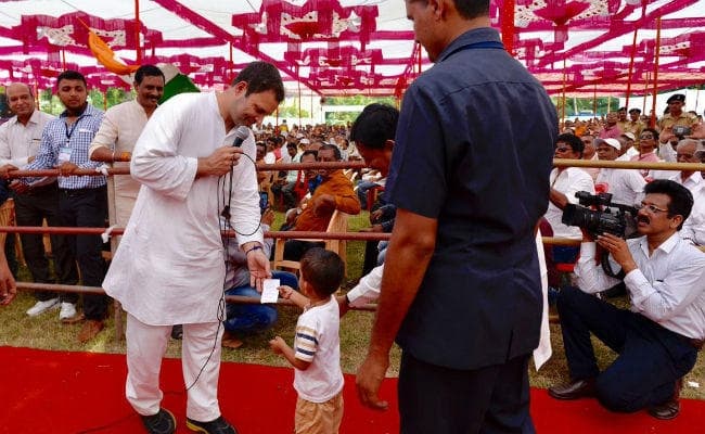 राहुल ने प्रधानमंत्री मोदी पर साधा निशाना, कहा- भाजपा को अब अपने विशेषज्ञ जादूगर में यकीन नहीं