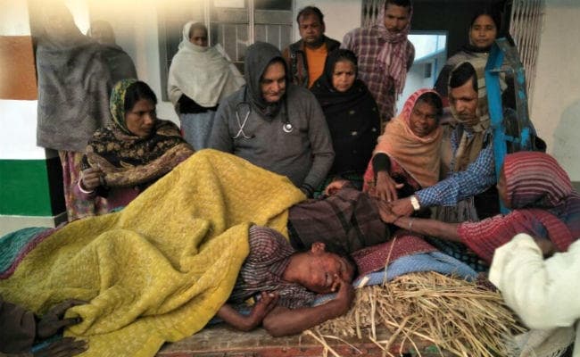 नवगछिया : हरिजन टोले के घर में घुस कर सोते समय कुल्हाड़ी से किया वार, तीन लोगों की मौत, एक घायल