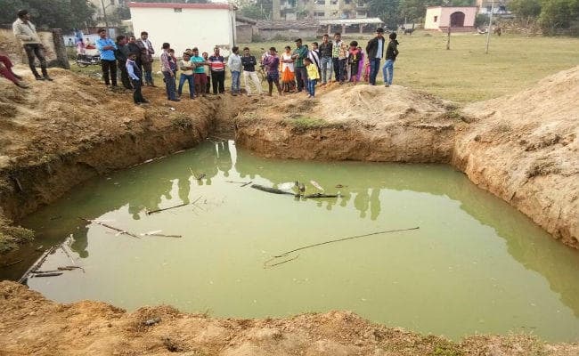 डूब रहे हैं तैरनेवाले समाज के बच्चे, मधुबनी में महज दो महीने में 12 मासूमों की गड्ढे में डूबने से मौत