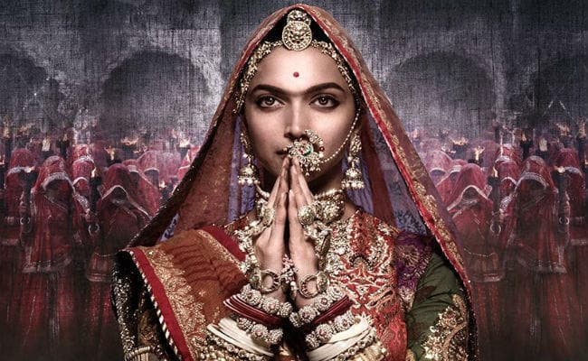 ''पद्मावती'' पर रोक से सुप्रीम कोर्ट का इनकार, बयानबाजी करने वालों को लगायी फटकार