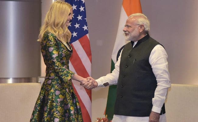 पीएम ने न्यू इंडिया बनाने के लिए मांगा सबका सहयोग, इंवाका बोलीं - मोदीजी आपकी उपलब्धियां शानदार